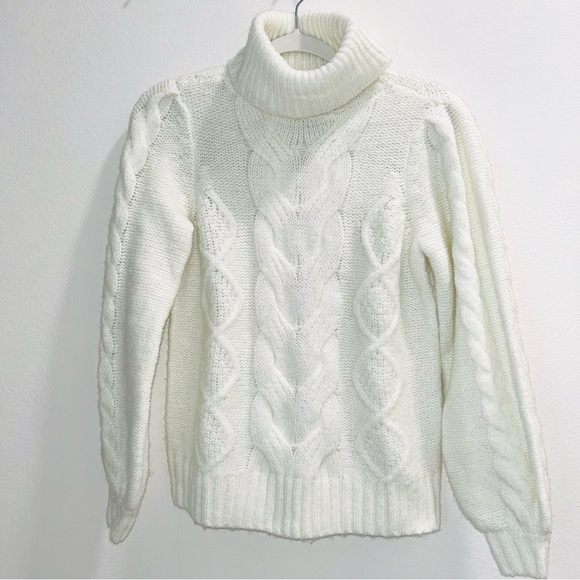 Ivory cream turtle neck long sleeve cable knit sweater - Picture 2 of 6